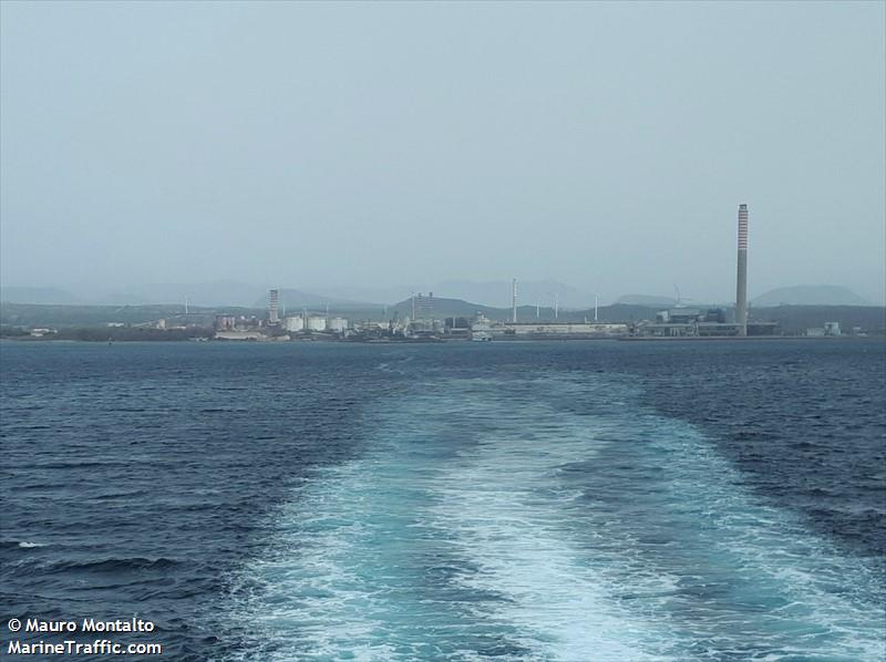 PORT OF KRIMPEN IN NL NETHERLANDS?PORT= HAFEN FOTO