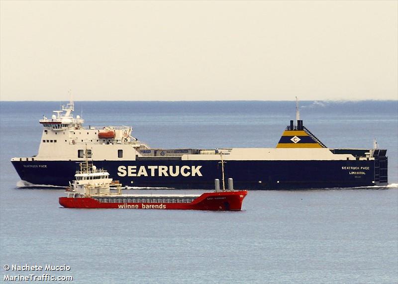 SEATRUCK PACE FOTO