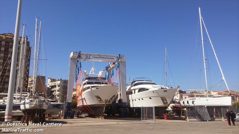 MARINA OF DEACONS BOATYARD IN GB UNITED KINGDOM HAFEN FOTO