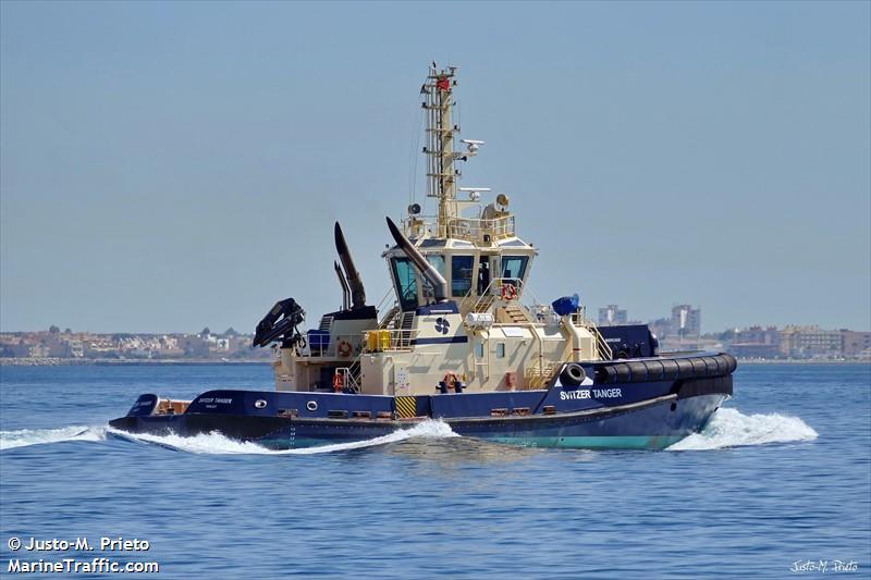 SVITZER TANGER FOTO