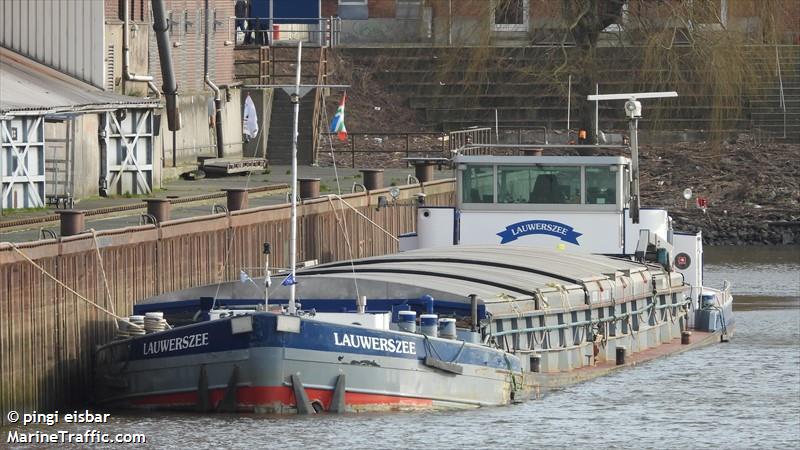 LAUWERSZEE FOTO