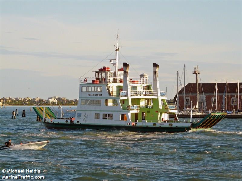 PELLESTRINA FOTO