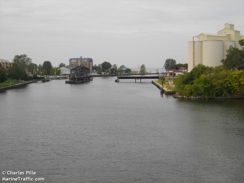  OF SAELVIG IN DK DENMARK HAFEN FOTO