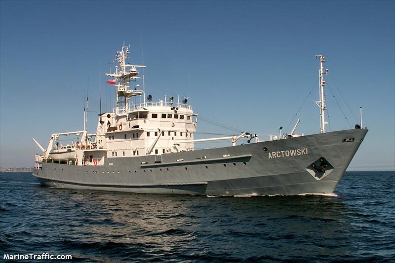 ORP ARCTOWSKI FOTO