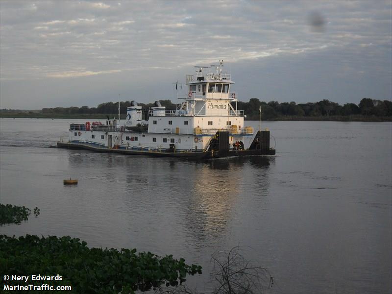  OF GHALILAH IN AE UAE HAFEN FOTO