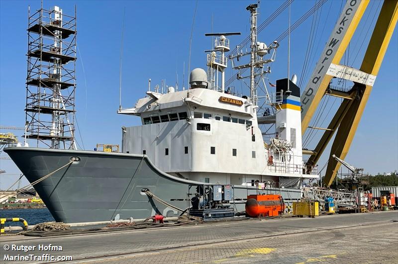 USNS CATAWBA FOTO