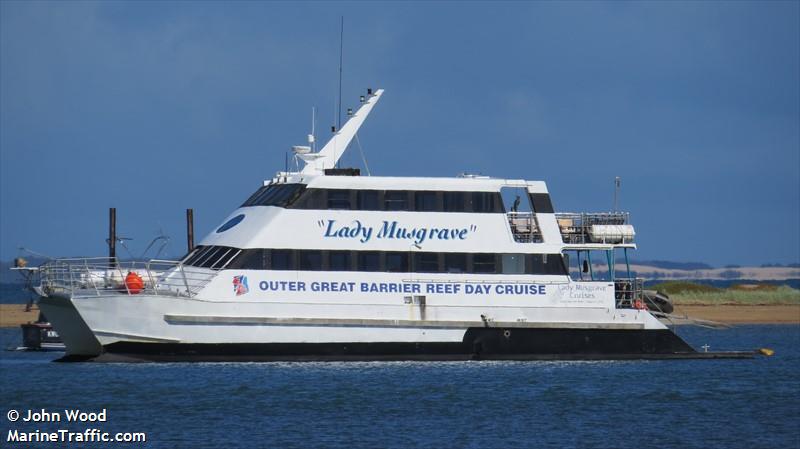 NINGALOO AGGRESSOR FOTO